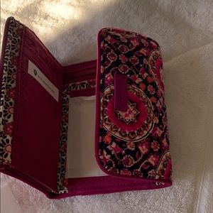 Vera Bradley RFID Wallet NWOT